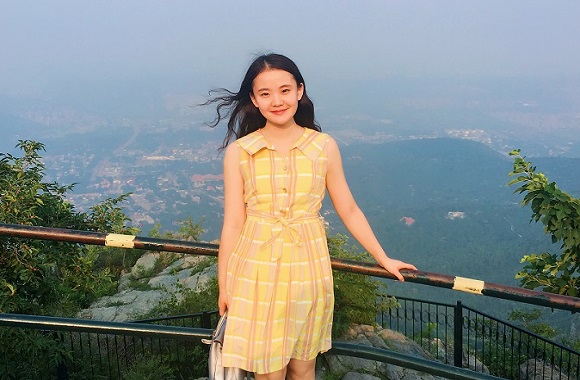 窦若青 - 副本.jpg